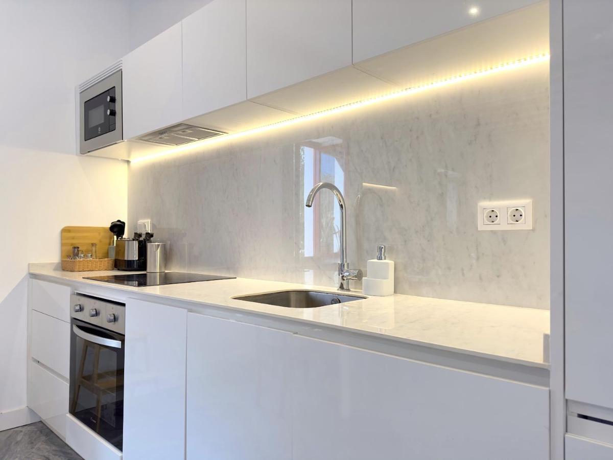 Villa Clavero Three Premium Apt Малага Екстериор снимка
